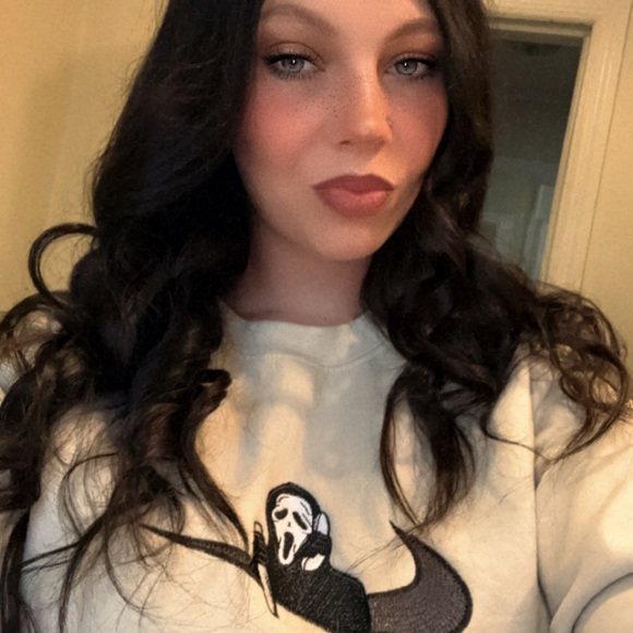 Meet your Posher, Stevie - Picture 4 of 5